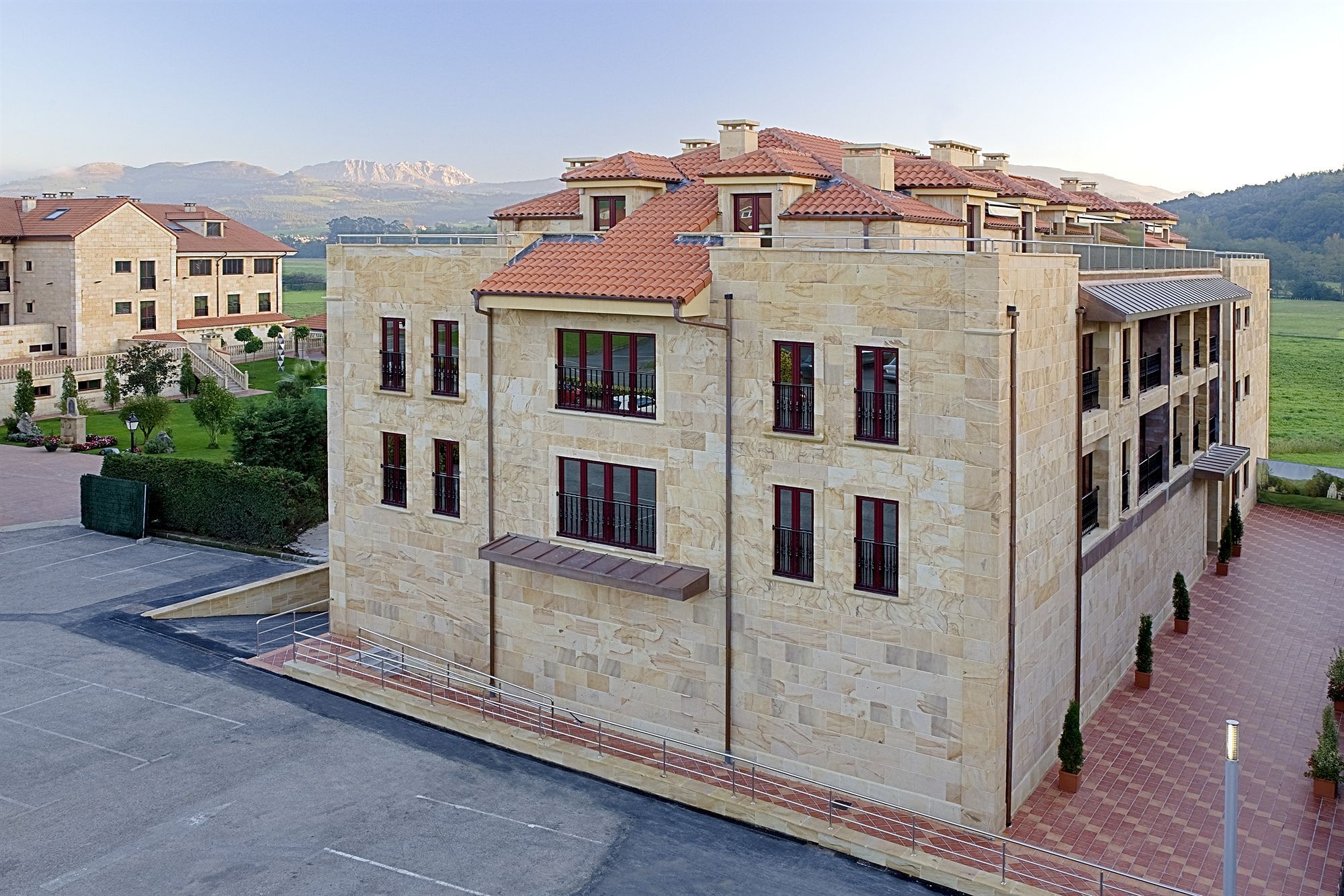 Apartamentos Spa Villa Pasiega Оснайо Экстерьер фото